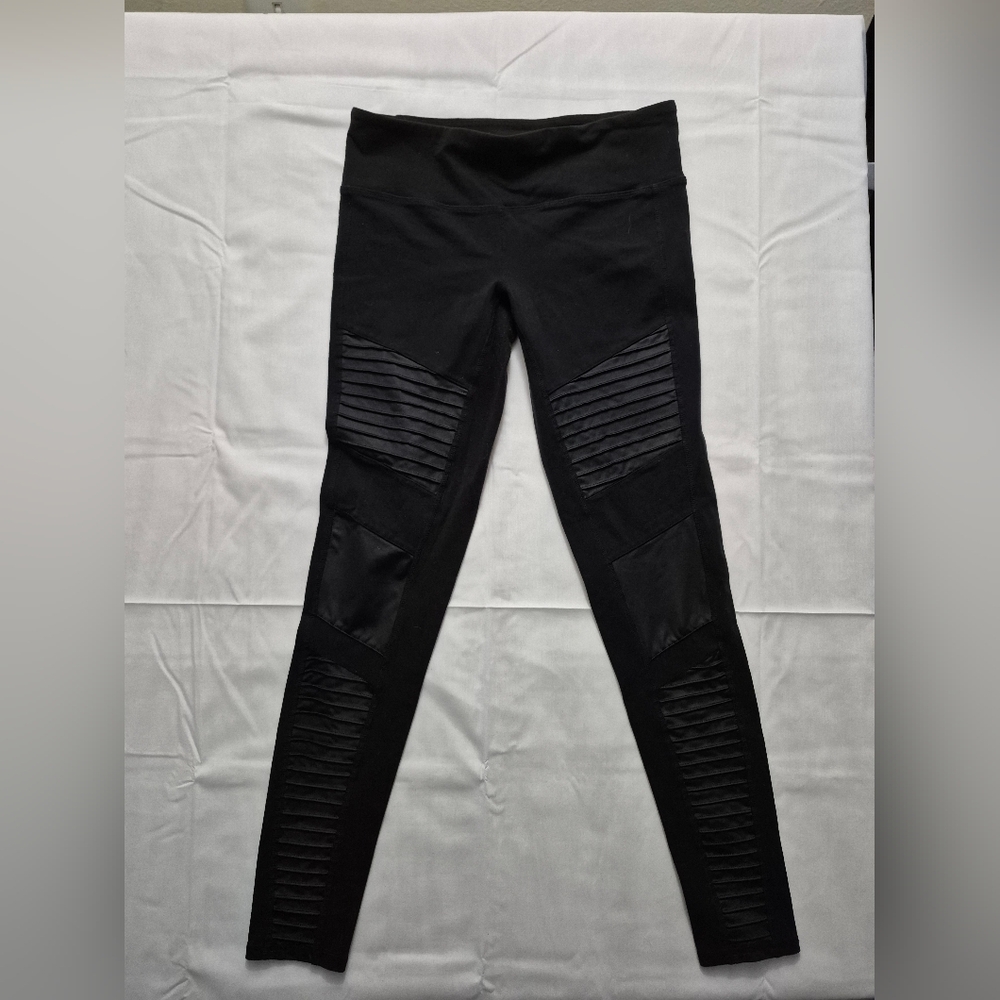 ALO‎ Yoga Moto Black Textured Leggings M
